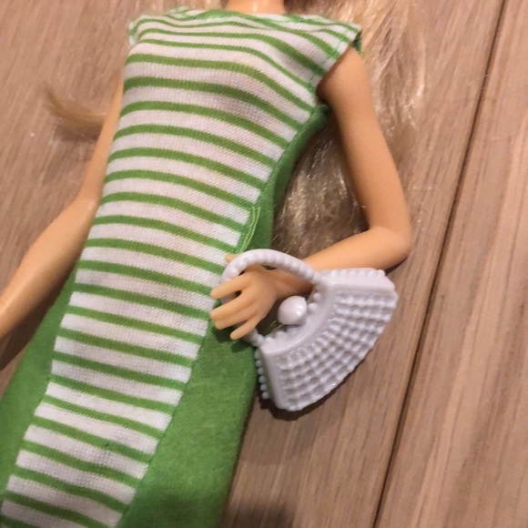 Trendy Barbie - Picture 3 of 4